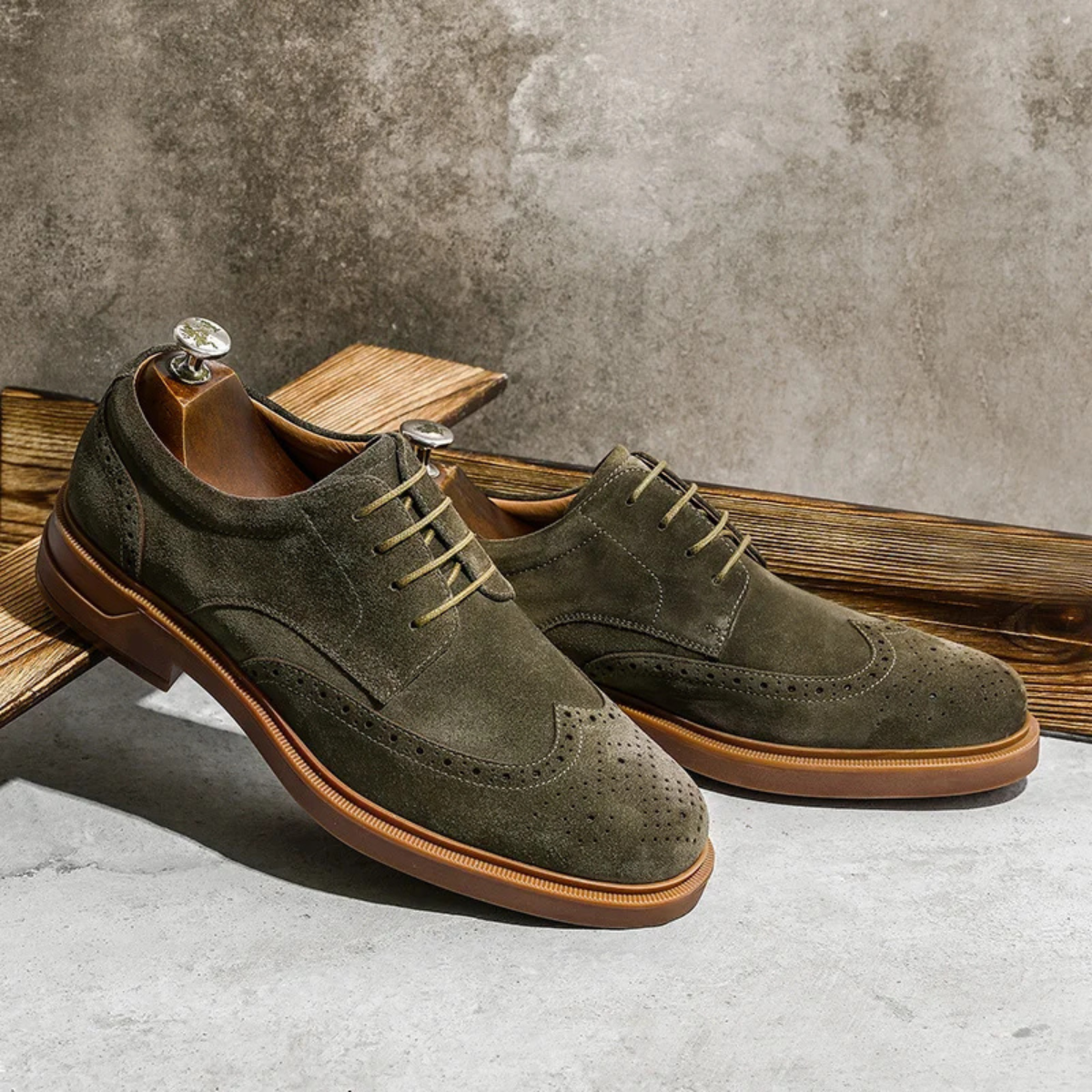 Men’s Suede Wingtip Brogue Shoes