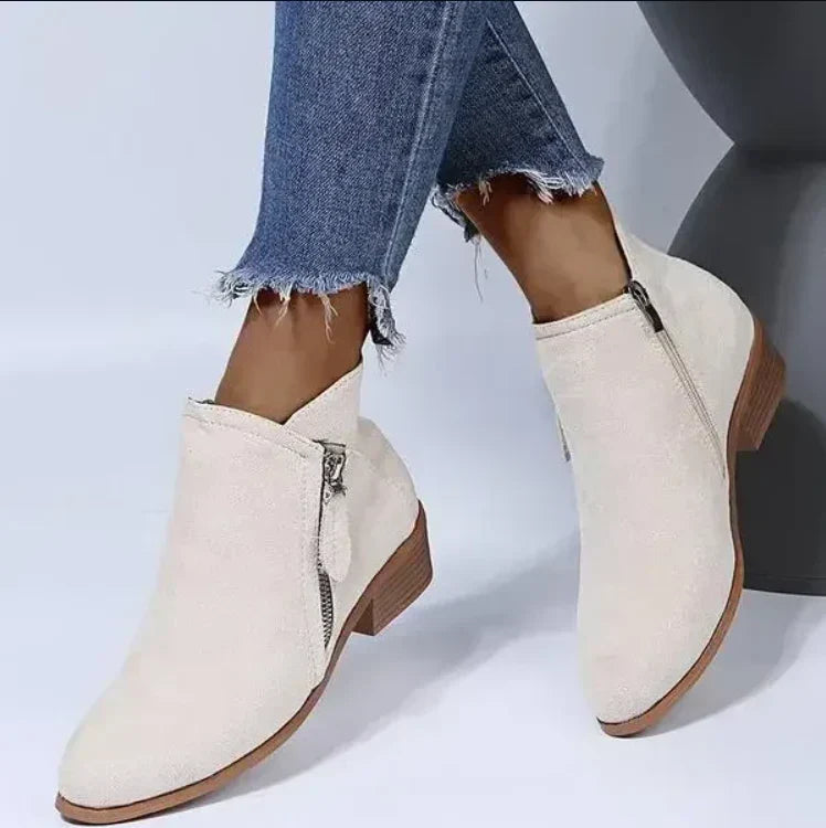 Noraya – Women Boots Designed for Balance