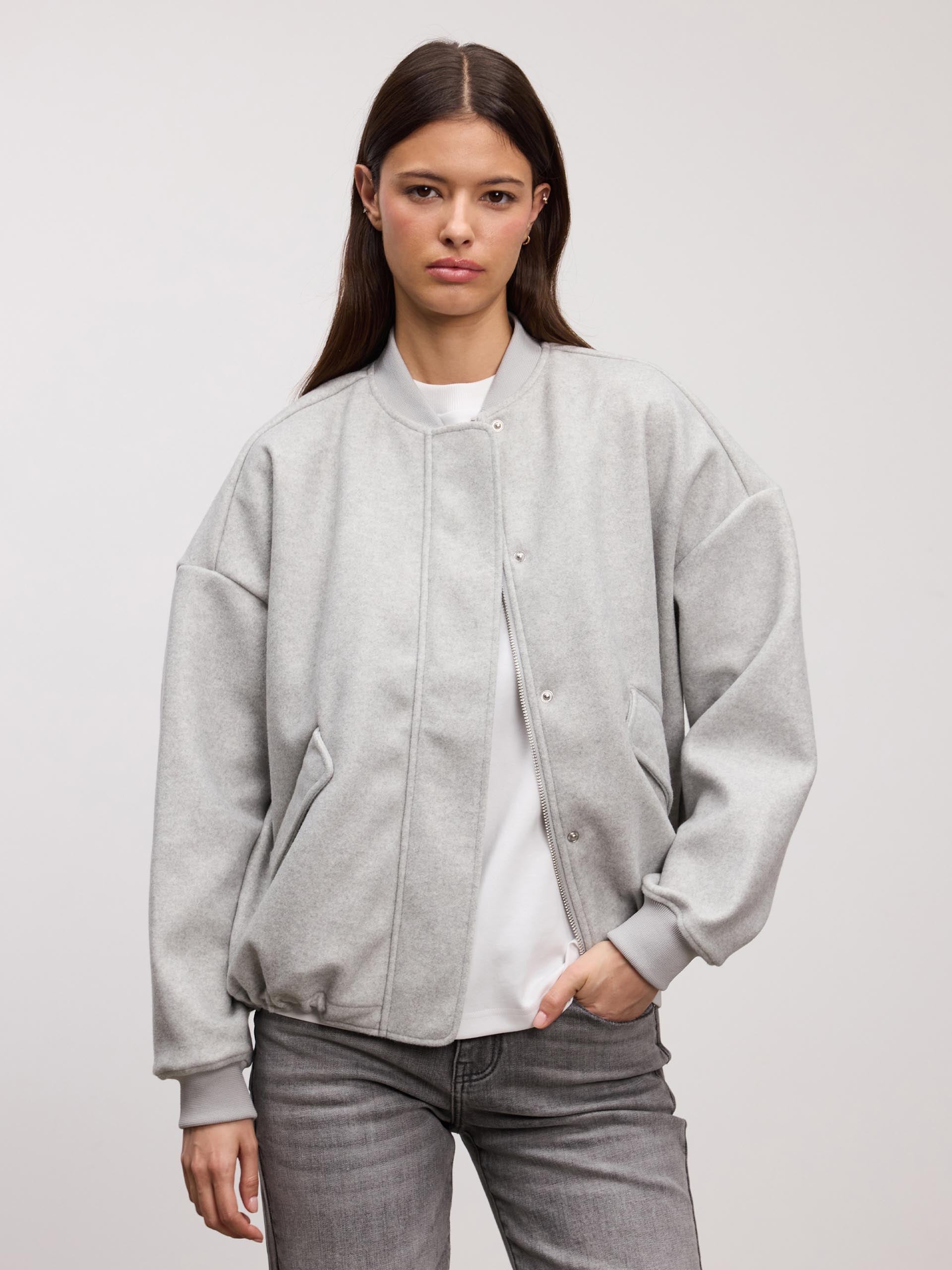 Comfortable Loose Fit Winter Jacket - BritishElegance