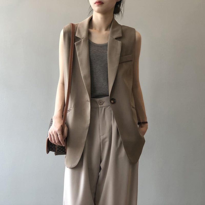 Women's Chic Summer Jacket with Pockets and Buttons