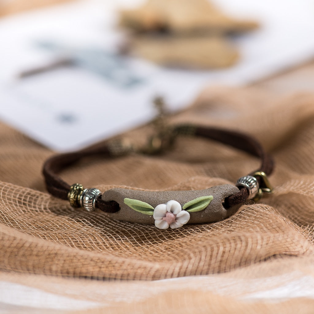 Fashionable Ladies Bracelet with Elegant Style