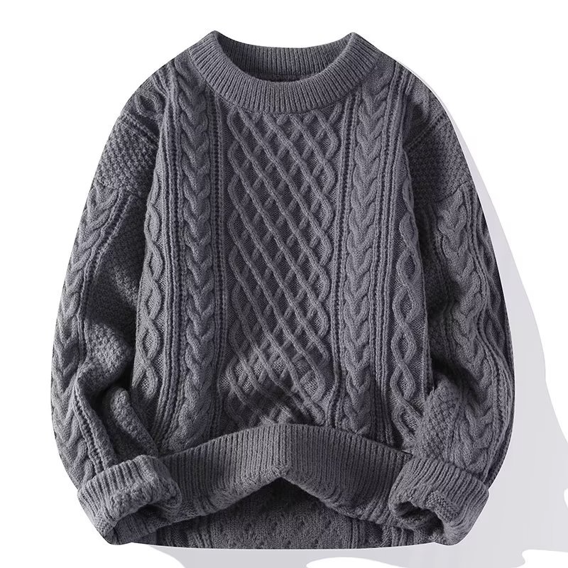 Women’s Classic Chunky Cable-Knit Sweater
