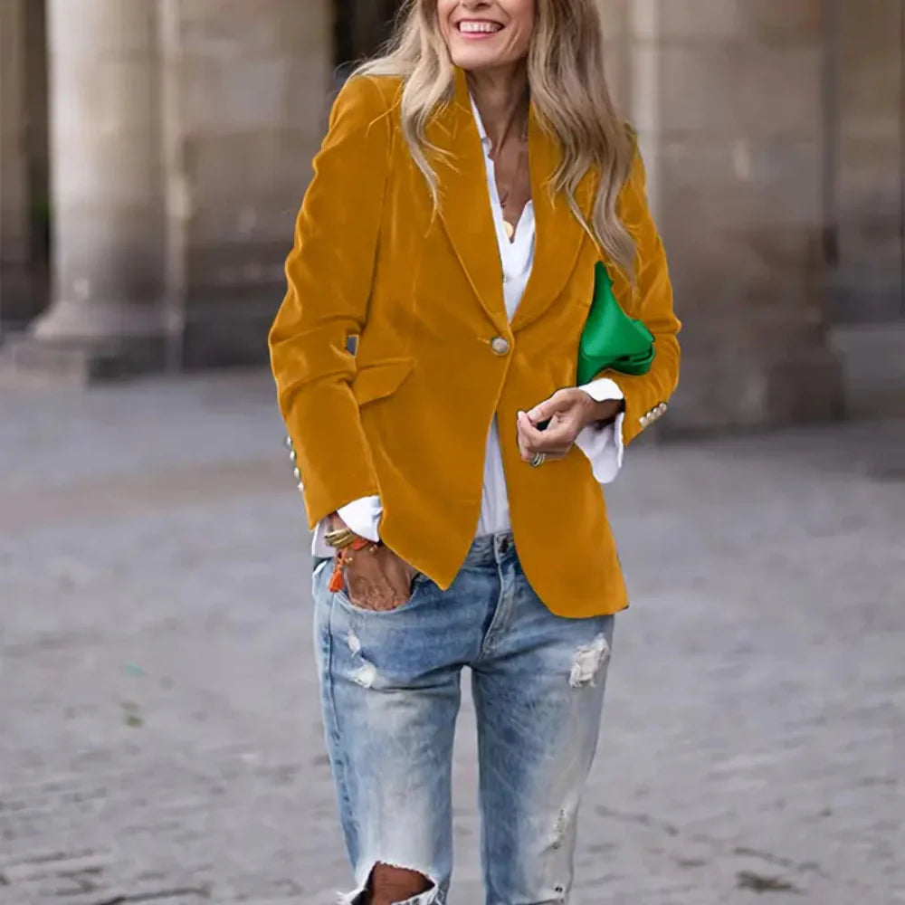 Relaxed Fit Women's Classic Jacket
