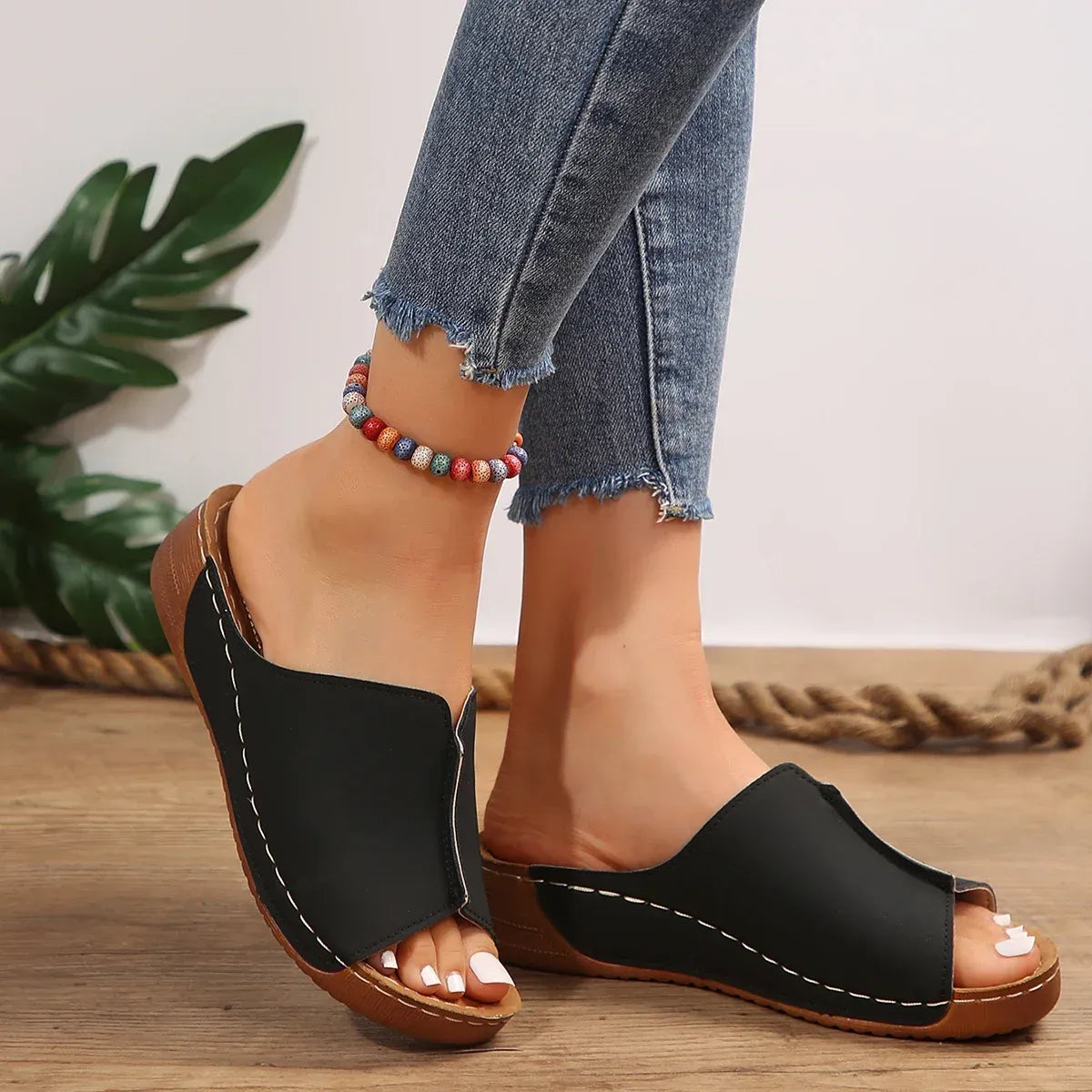 Relaxed Fit Daily Flat Sandals - BritishElegance