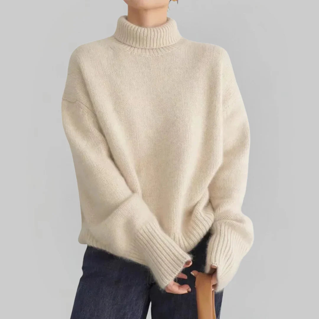 Soft Women's Cashmere Crew Neck Sweater - BritishElegance