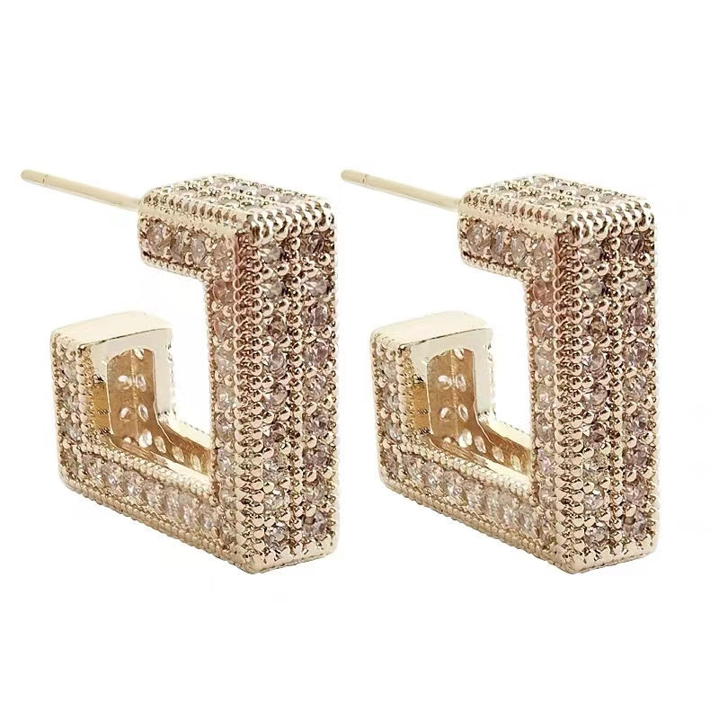 Fashionable Drop Square Earrings - BritishElegance
