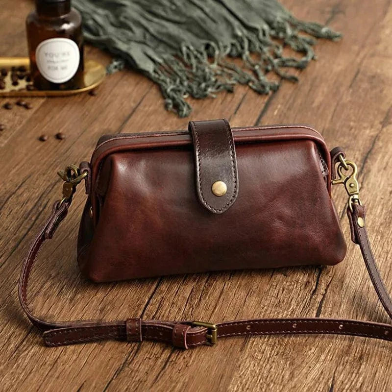 Small Chic Crossbody Purse with Slim Fit - BritishElegance