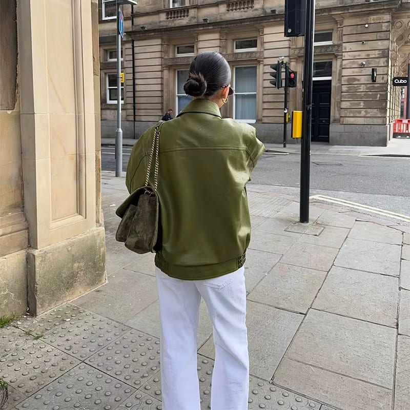 Jasmine | Women's Oversized Suede Winter Jacket with Zip Front and Flap Pockets