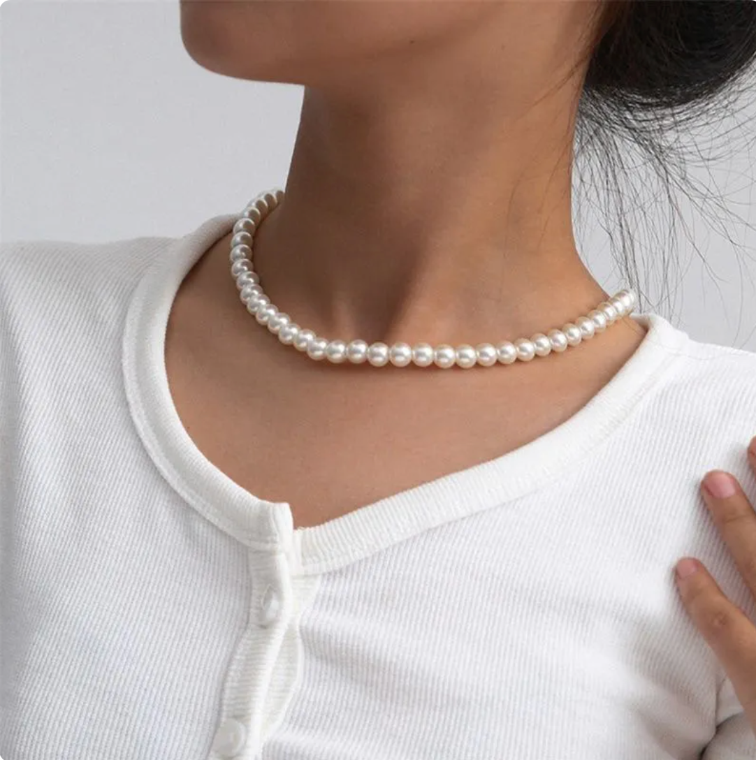 Timeless Pearl Necklace with Elegant Style - BritishElegance