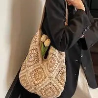 Stylish Ladies Tote Bag for Vacation