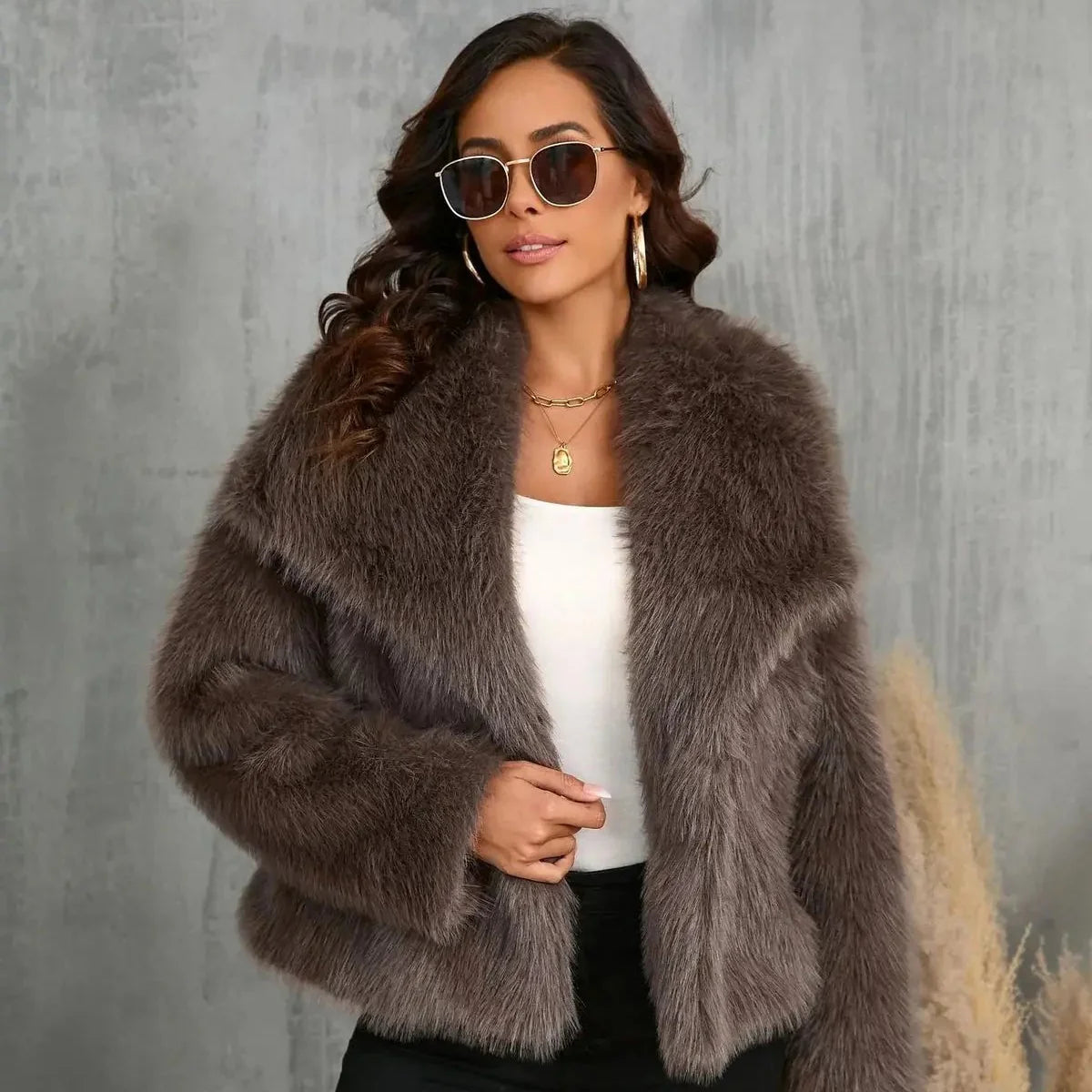 Luxurious Faux Fur Ladies Winter Coat - BritishElegance