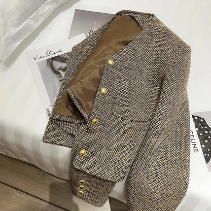Women’s Cropped Blazer – Tailored Fit with Gold-Tone Buttons