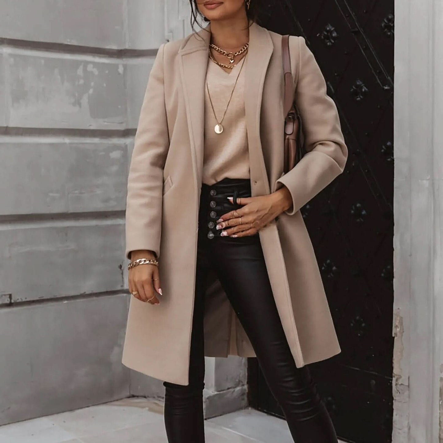 Women’s Long Tailored Coat – Elegant Structured Overcoat for Smart Layering