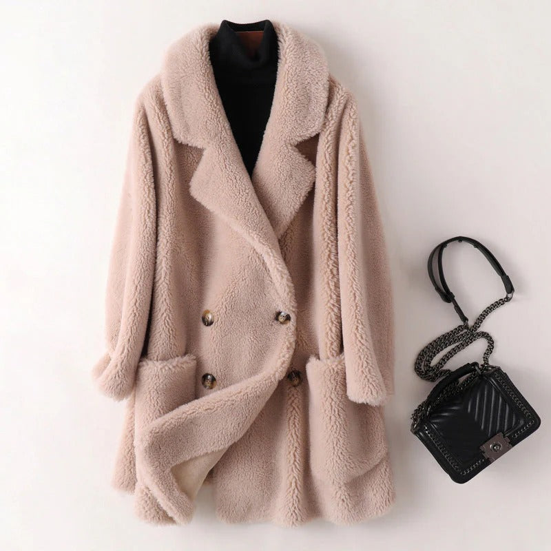 Women’s Shearling Coat – Oversized Fit – Double-Breasted – Notched Lapel – Mid Length