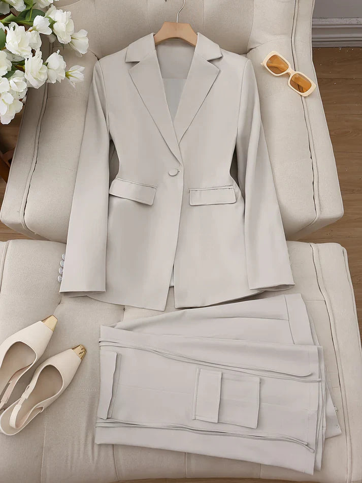 Classic Women's 2-Piece Suit Jacket Set