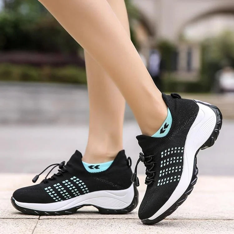 StepSure – Non-Slip Orthopaedic Sneakers