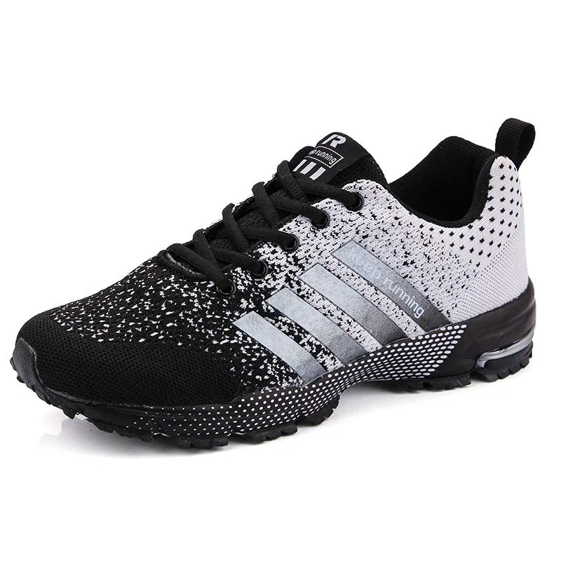 Men's running shoes for dynamic training, designed for comfort