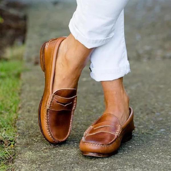 Lunisse – Women’s Moccasin Style Classic Slip-On
