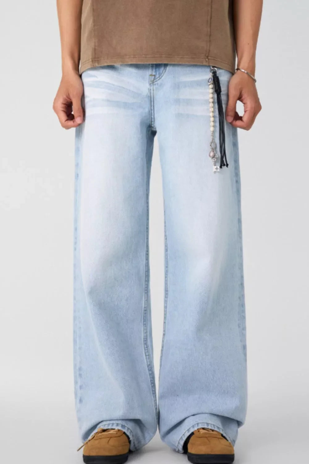 Relaxed Fit Distressed Denim Jeans - BritishElegance
