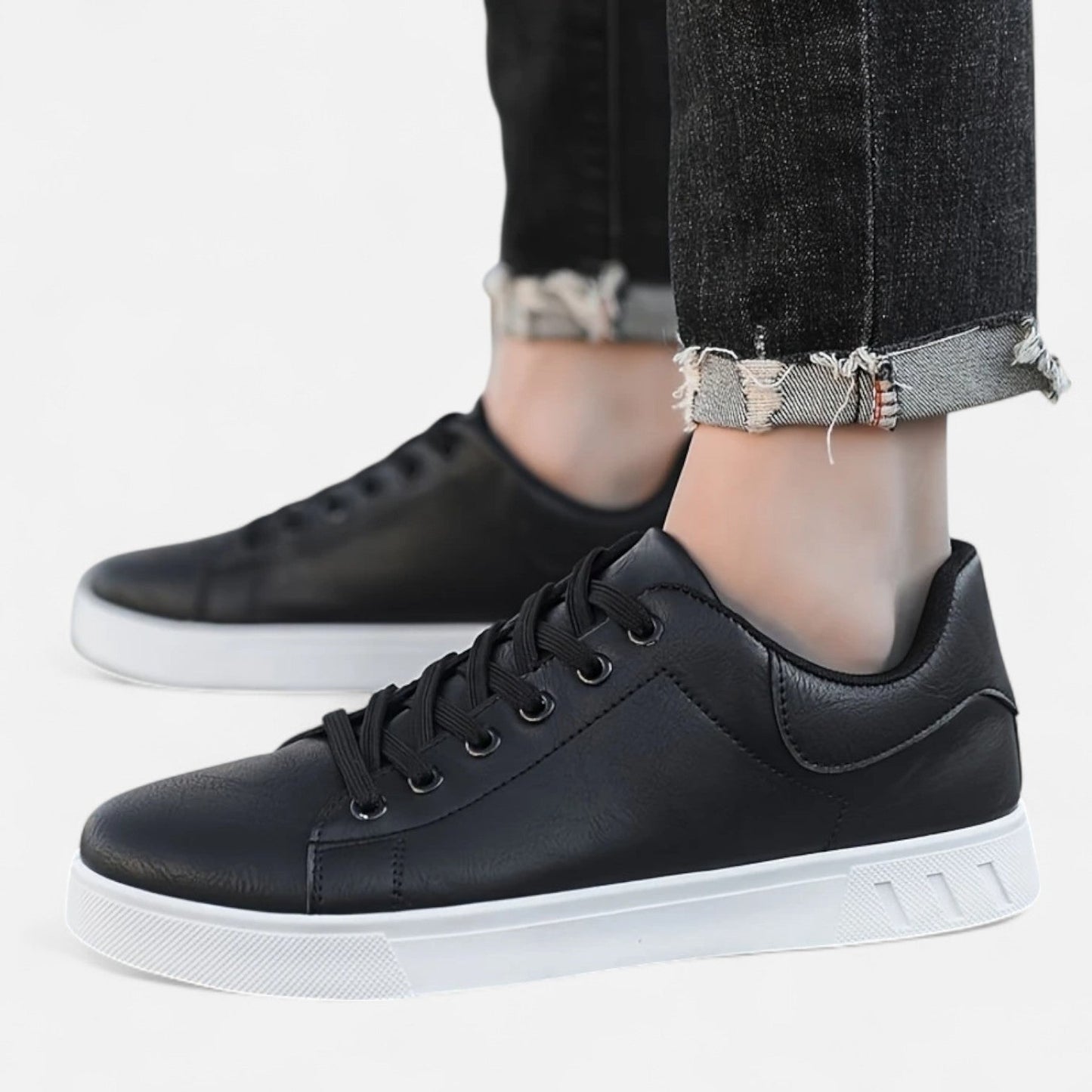 Men’s Classic Matte Lace Up Casual Sneakers
