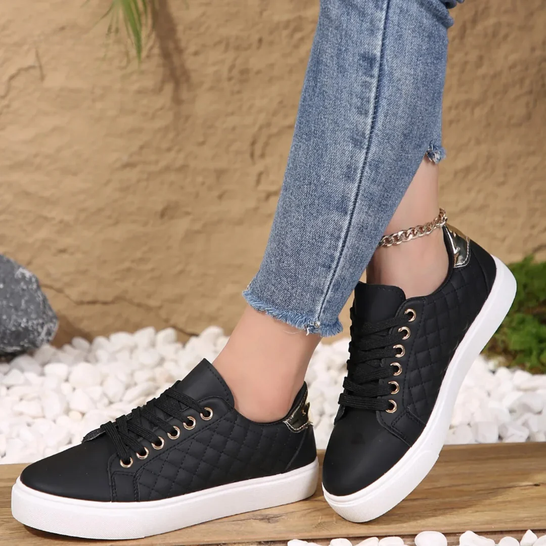 Melora – Women’s Orthopedic Quilted Sneakers