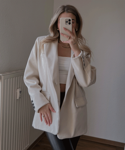 Chic Beige Loose Fit Jacket for Women - BritishElegance