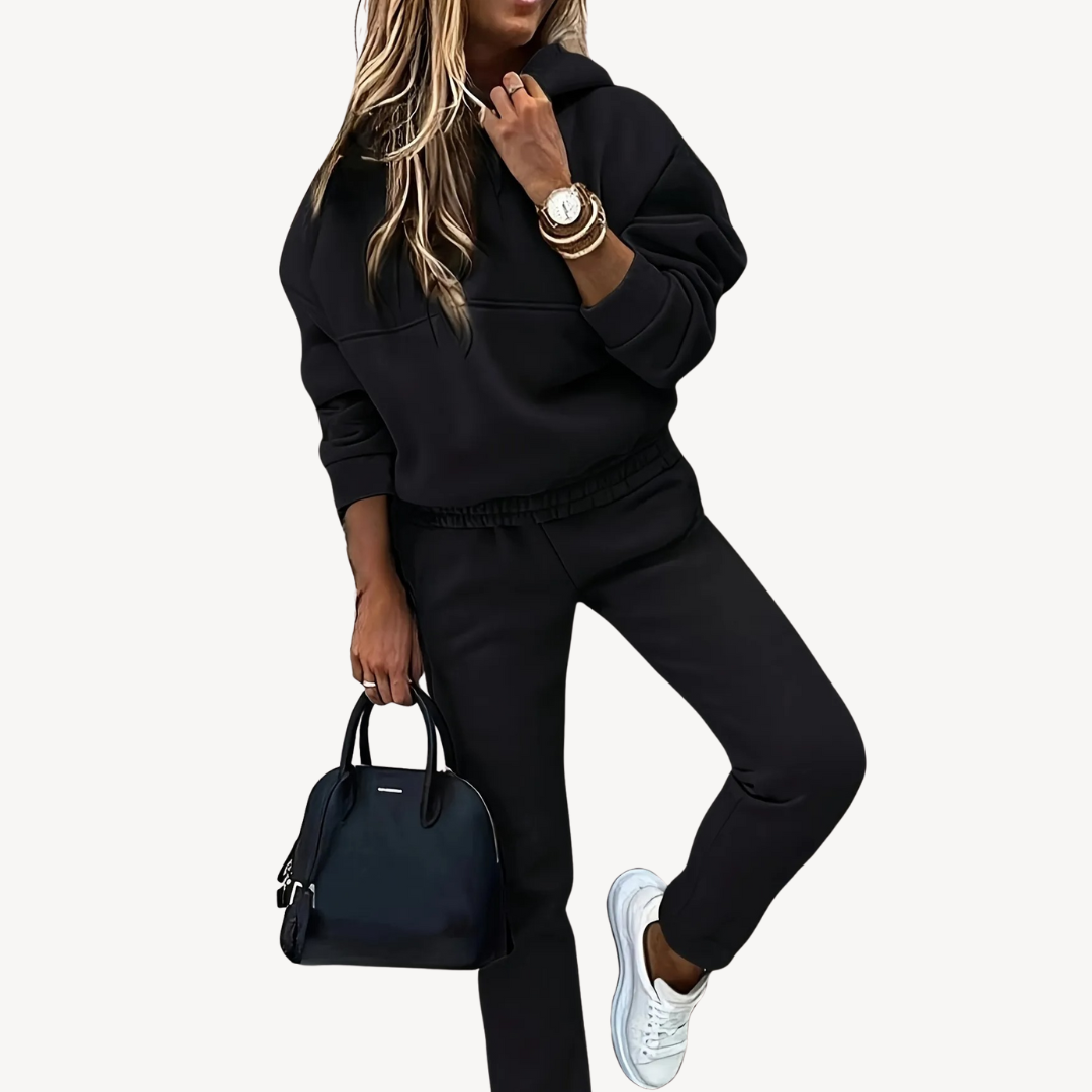 Women’s Hoodie & Sweatpants Set