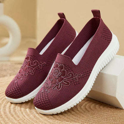 BreezeWalk Sandal | Breathable Ladies' Sandal with Embroidery