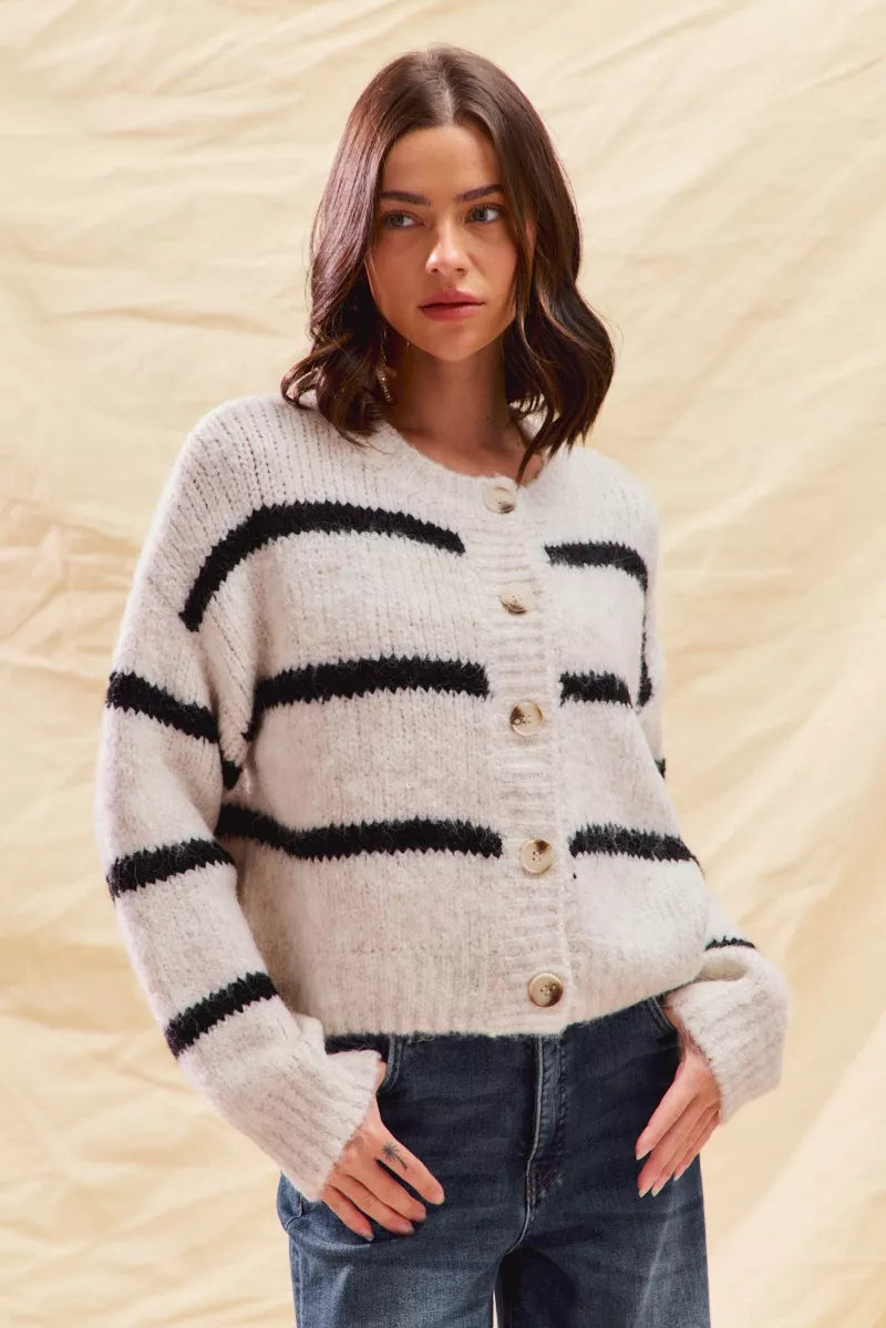 Polly | Women's Classic Plaid Button-Front Sweater Cardigan - BritishElegance