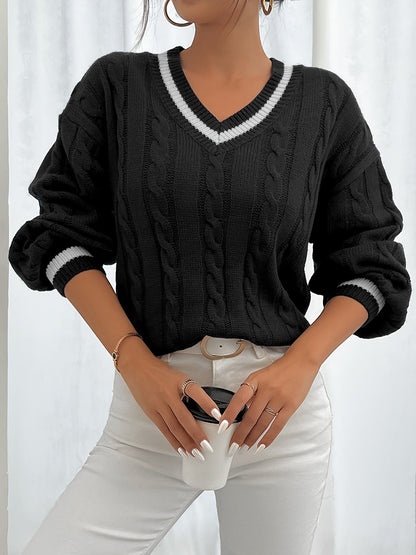 Cable Knit Sweater with Delicate Details - Aurora