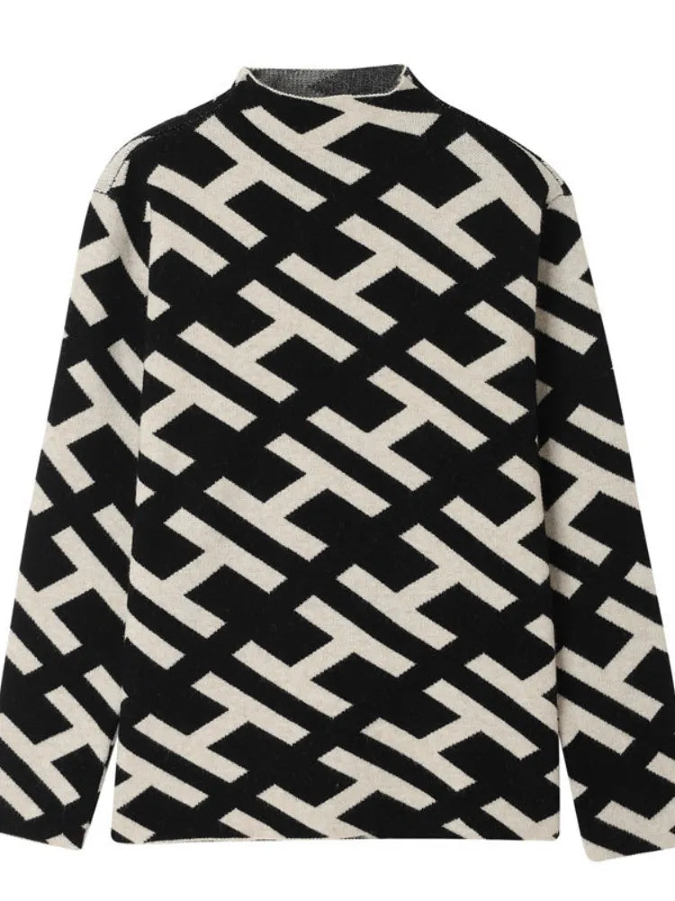 Casual Women's Sweater - Aria