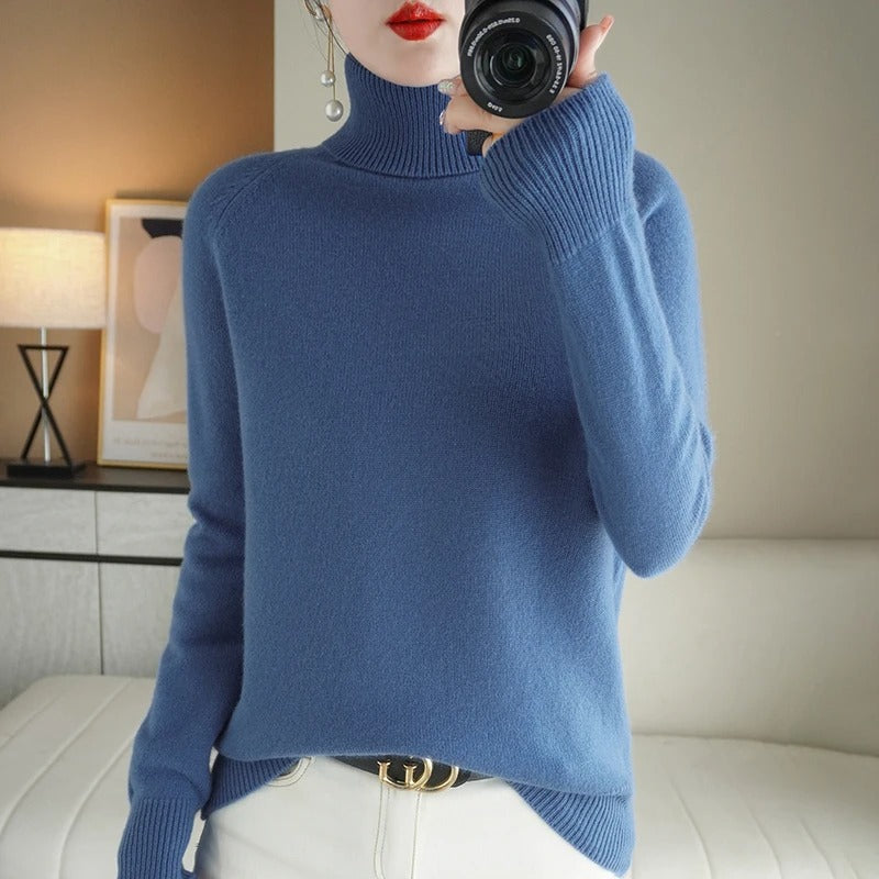 Ladies' Crew Neck Sweater Top