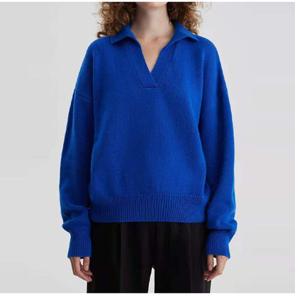 ChantellesShirt I Women's V-Neck Pullover