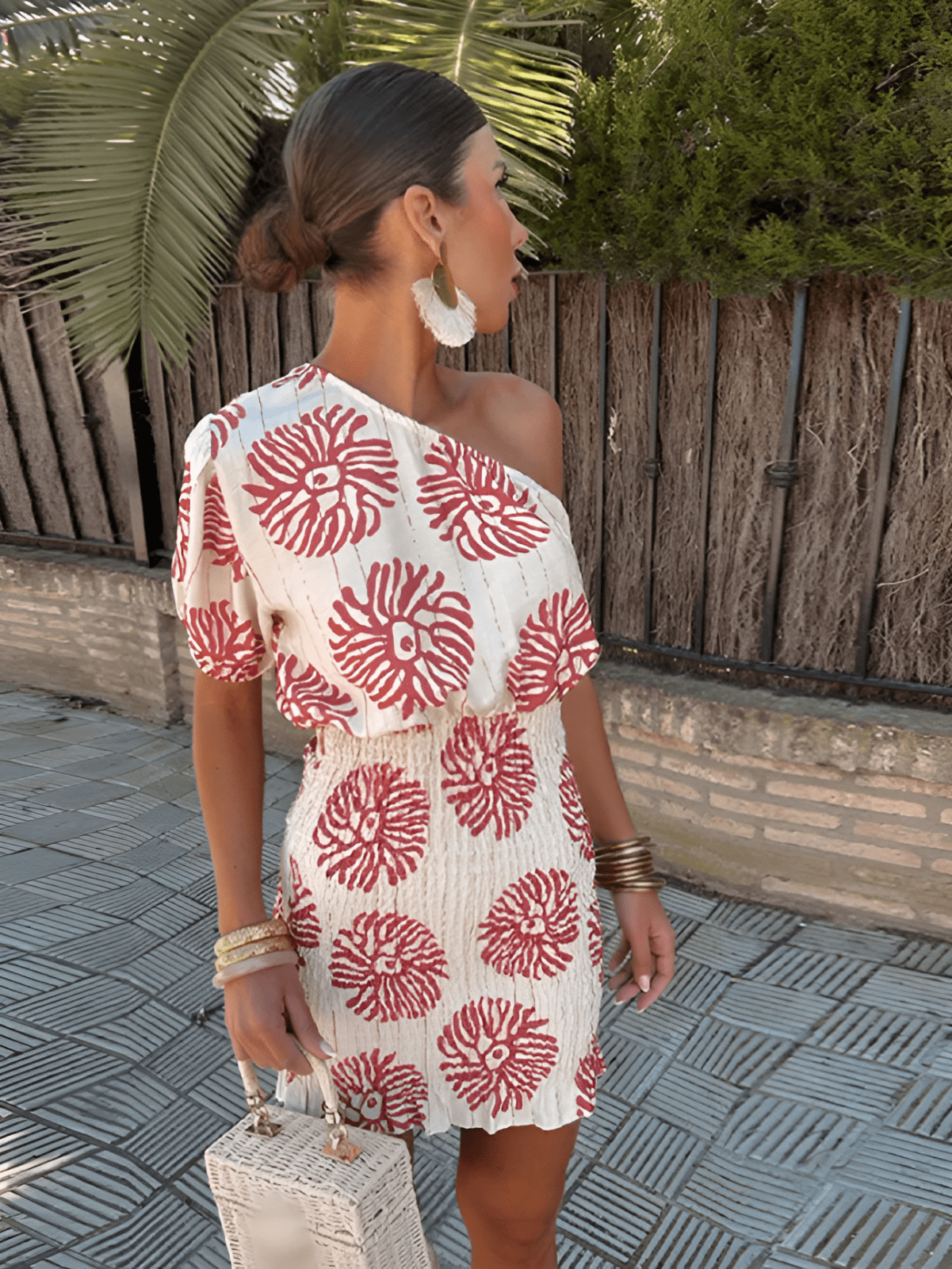 Melinda | Chic Summer Mini Dress with Bright Florals - BritishElegance
