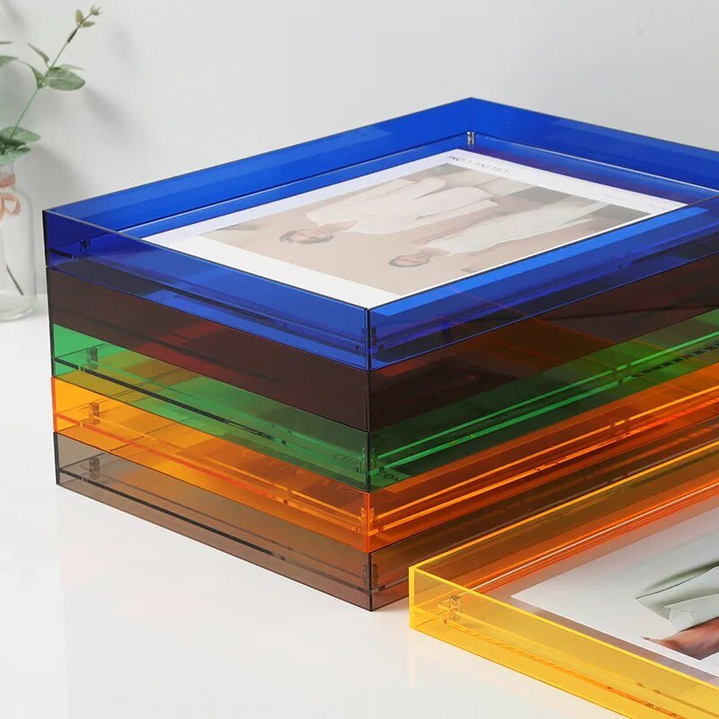 Stylish Clear Picture Frame Wall Mount Display - BritishElegance
