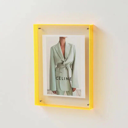 Stylish Clear Picture Frame Wall Mount Display
