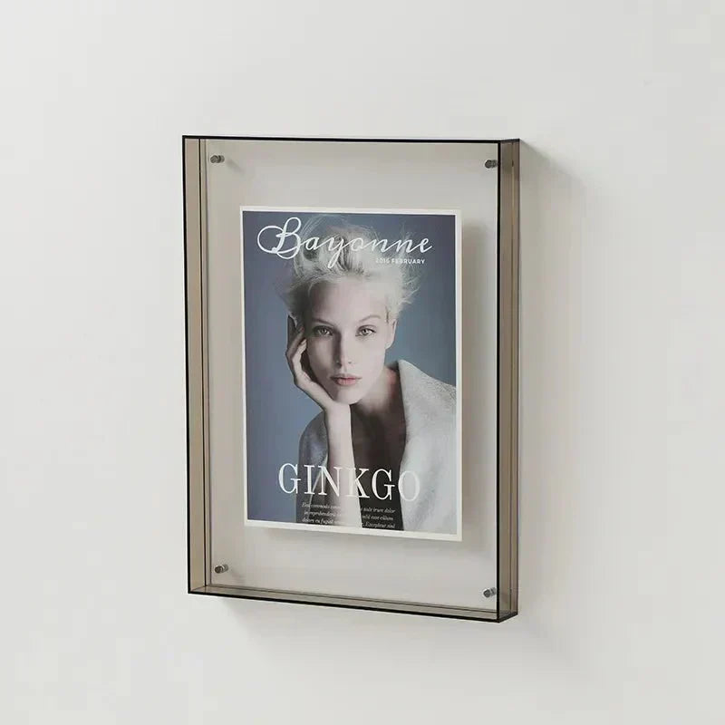 Stylish Clear Picture Frame Wall Mount Display