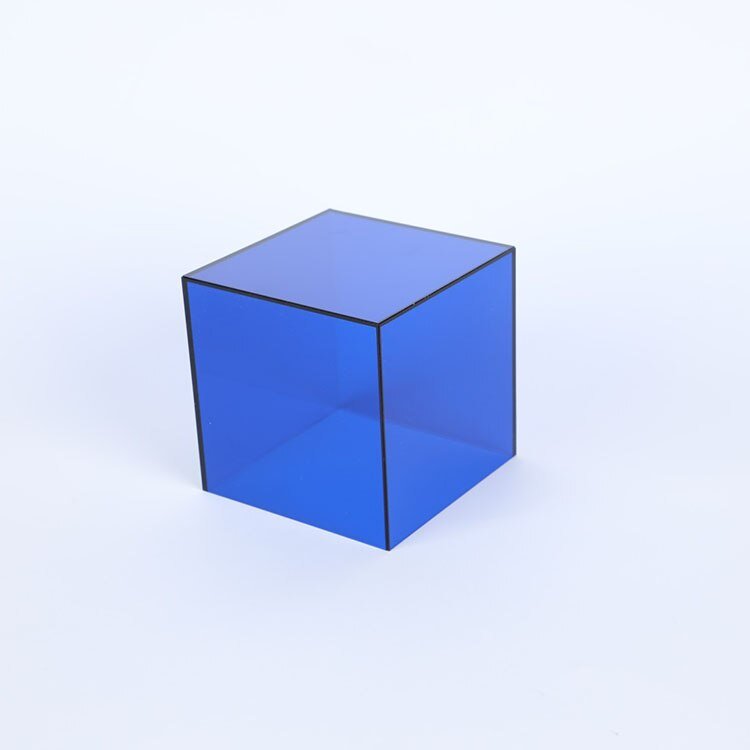 Clear Plastic Showcase Box for Figurines and Keepsakes