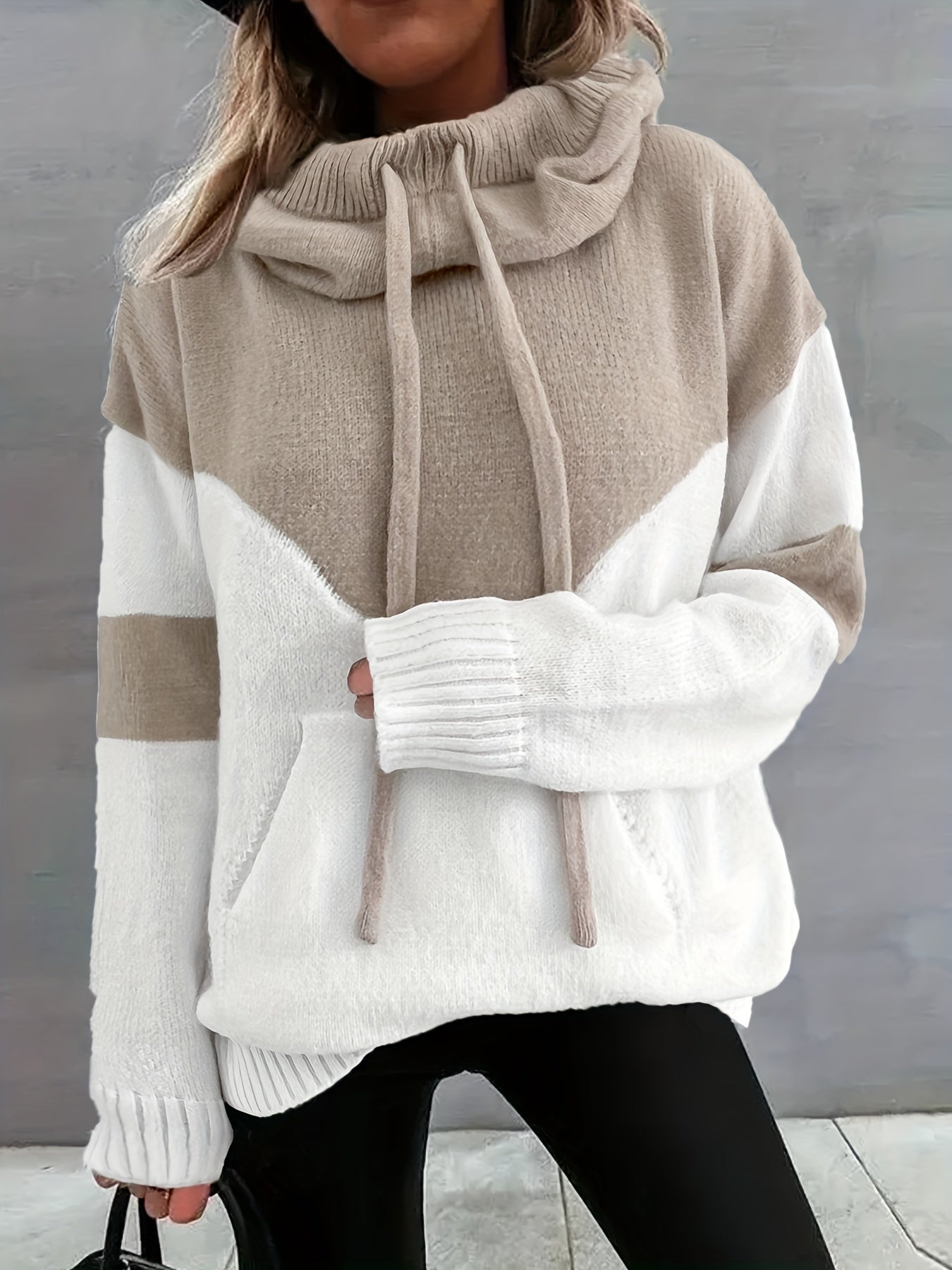 Comfortable Hoodie with Drawstring – Maya