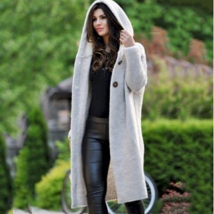 Comfy Autumn Women's Sweater | Cozy and Stylish