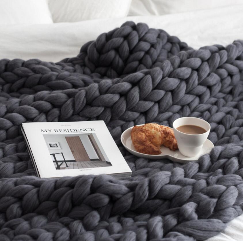 Plush Soft Oversized Warm Throw Blanket