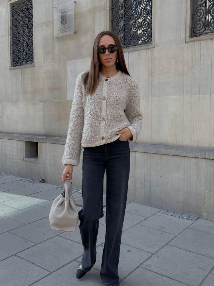 CozyTeddy | Ultra Soft Cardigan Vest - Perfect for Cosy Winter Evenings