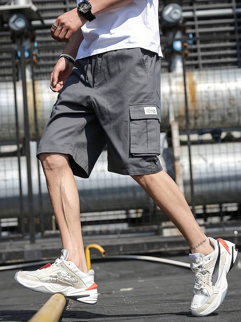 Sebastian Cargo Shorts with Multiple Pockets