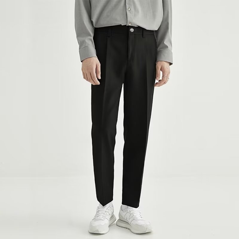 Stan | Men's Comfort Fit Pleated Crop Trousers - BritishElegance