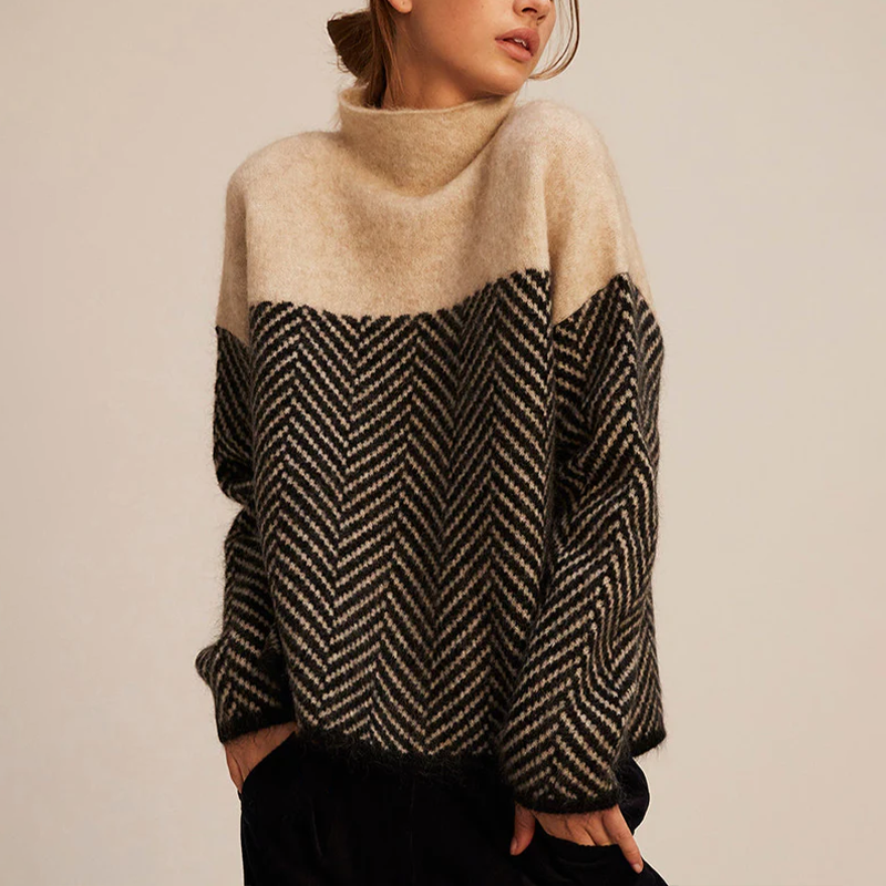 Gia - Luxurious turtleneck sweater