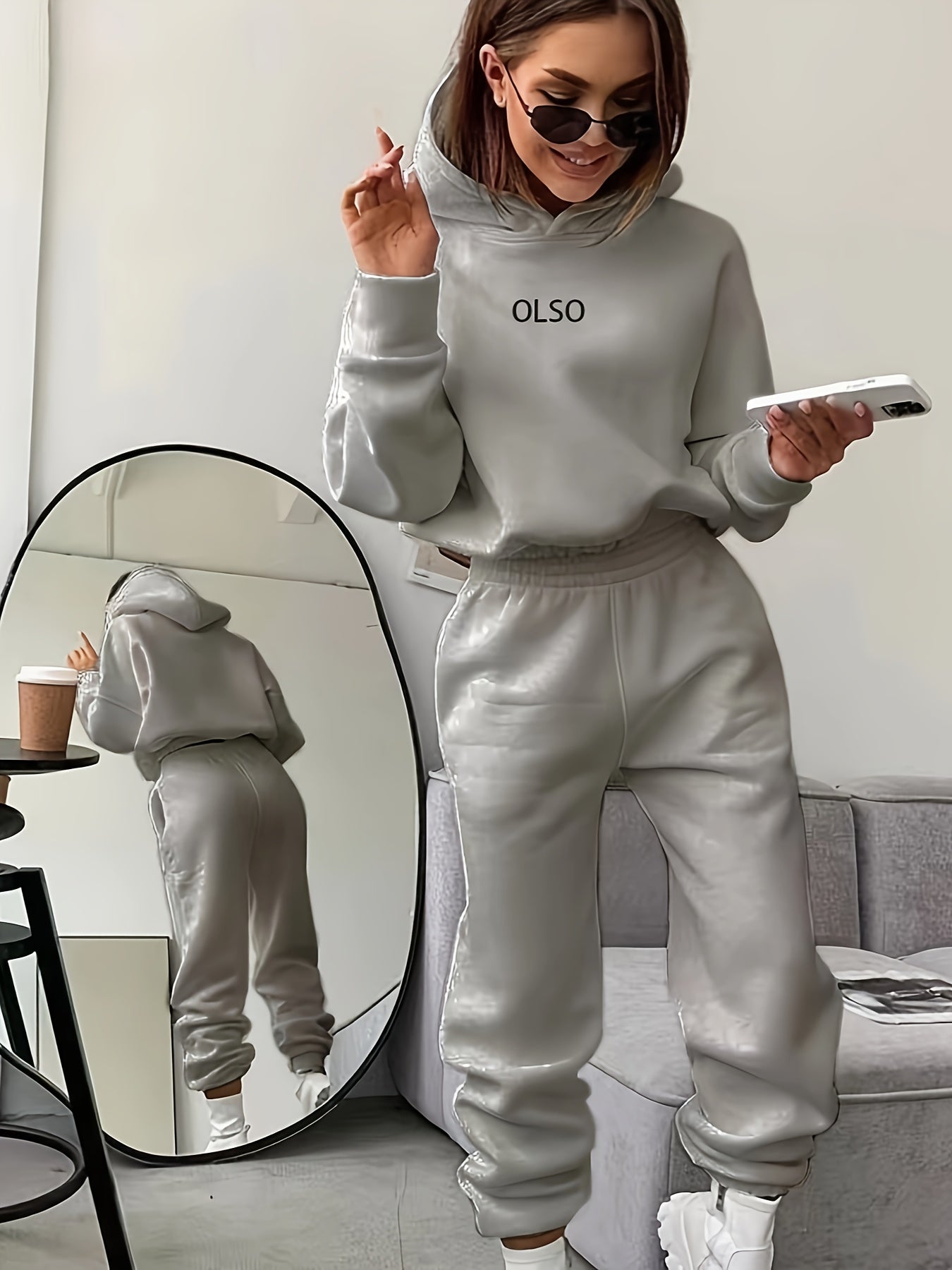 Comfy Women's Hoodie Tracksuit with Elastic Waistband