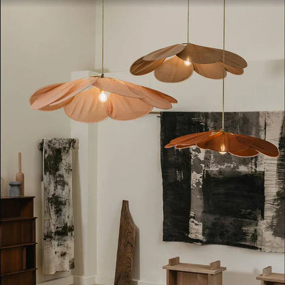 Elegant Floral Pendant Light for Dining Areas - BritishElegance