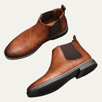 Men’s Classic Smooth Leather Chelsea Boots