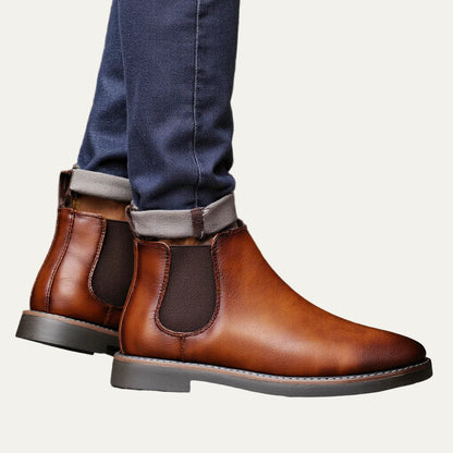 Men’s Classic Smooth Leather Chelsea Boots