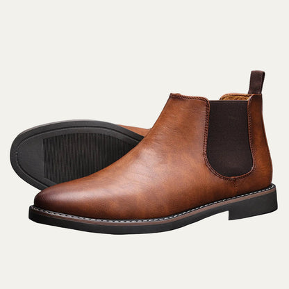 Men’s Classic Smooth Leather Chelsea Boots